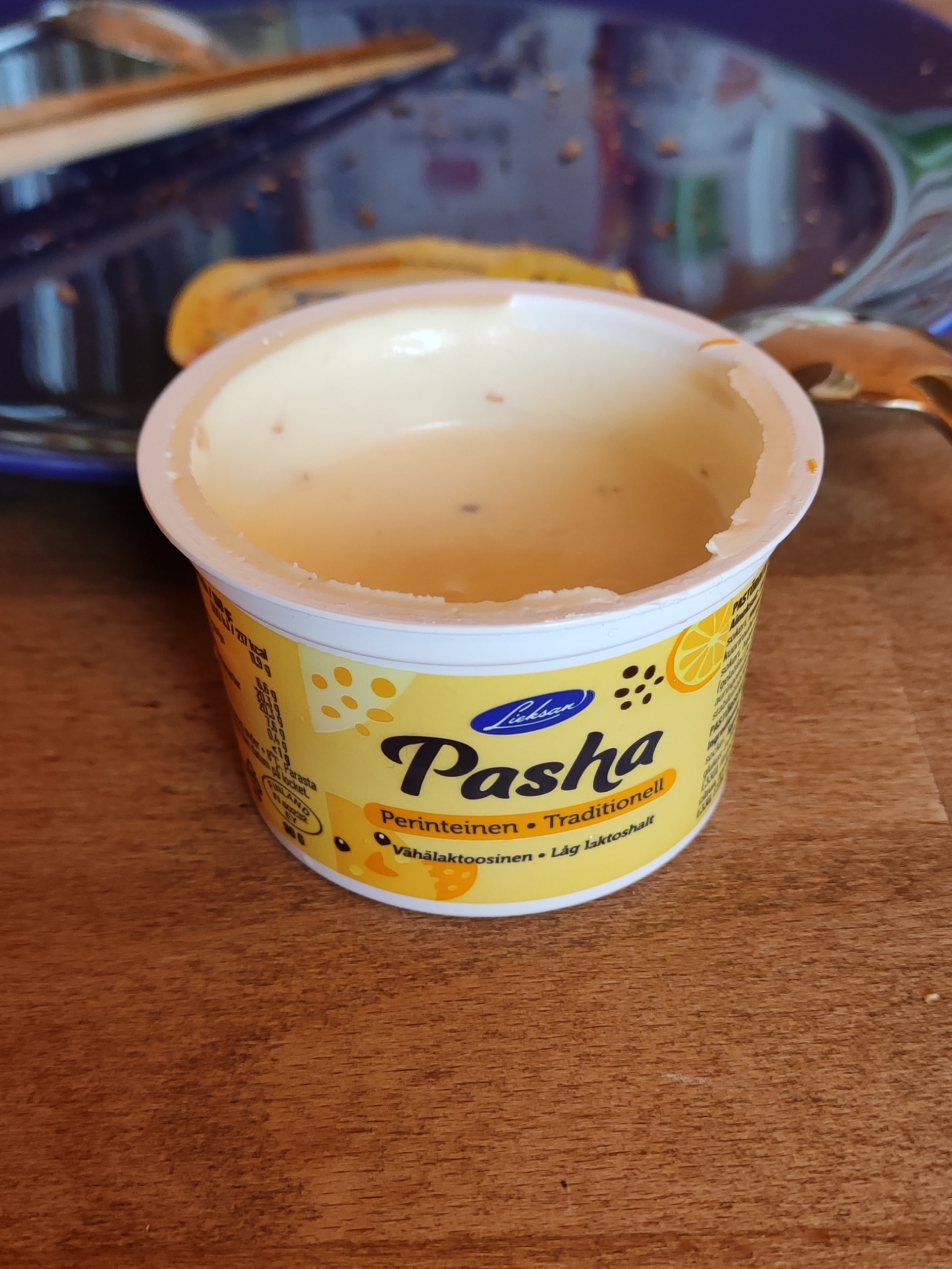 My first bite of Finnish Pasha, a rich and creamy Easter dessert made with quark and dried fruits.